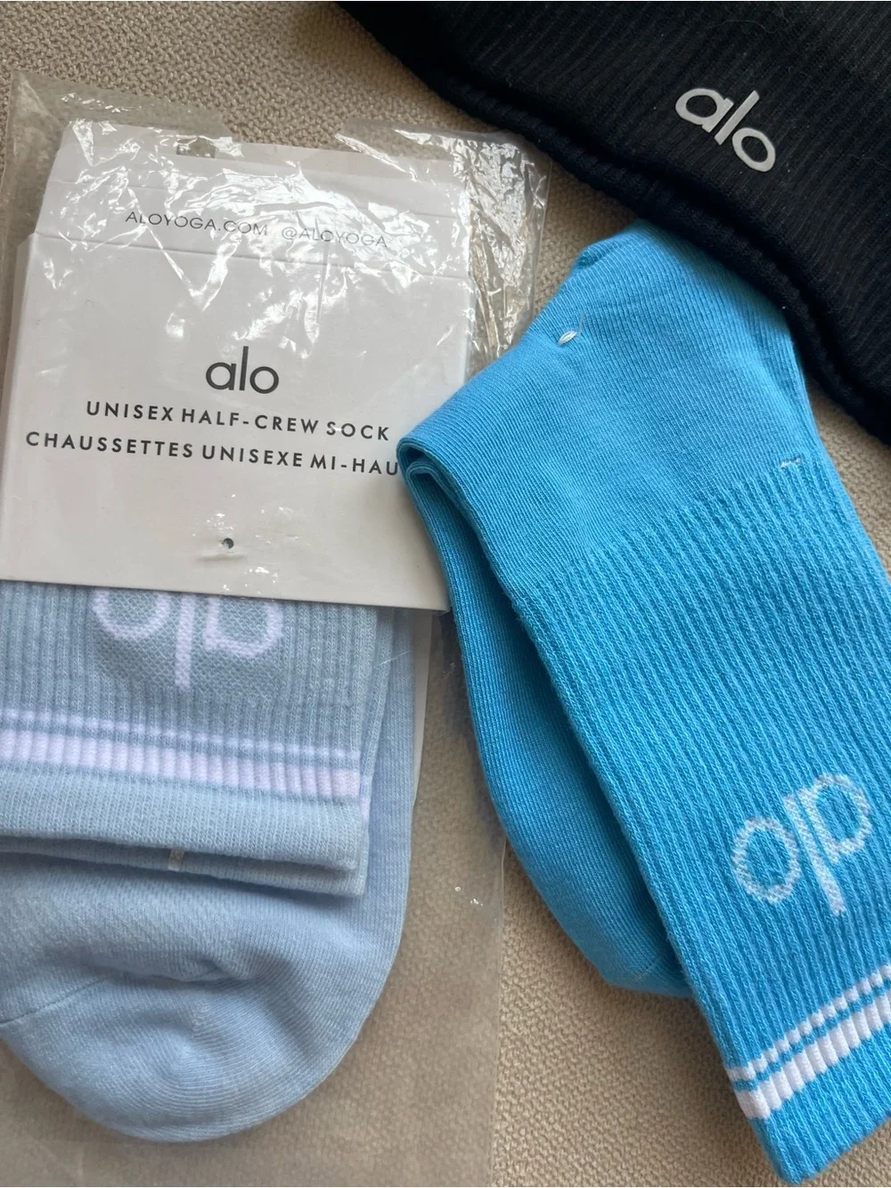 ALO Yoga Men’s Bright Blue Athletic Crew Socks with White Stripe
